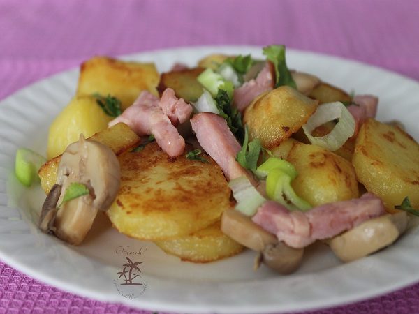 Salade de pommes de terre aux lardons - Famoh - Blog culinaire et