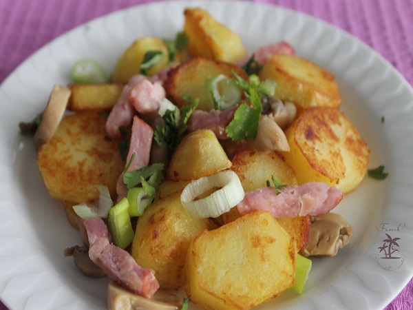 Salade de pommes de terre aux lardons - Famoh - Blog culinaire et