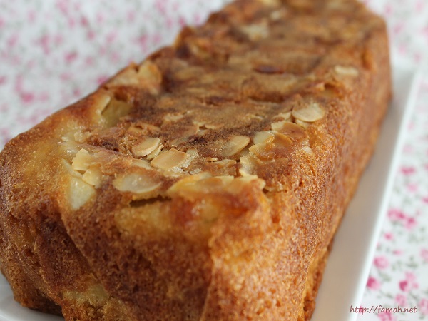 Cake Aux Pommes Amandes Effilées - Famoh - Blog Culinaire Et Recettes ...