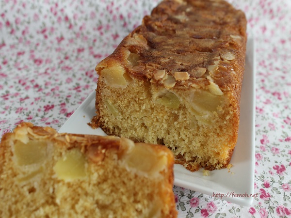 Cake Aux Pommes Amandes Effilees Famoh Blog Culinaire Et Recettes De Cuisine Par Fabienne